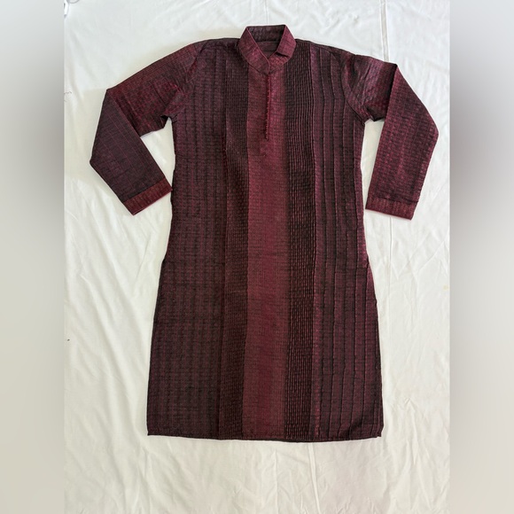 Men's Burgundy Kurta Set - Picture 2 of 2